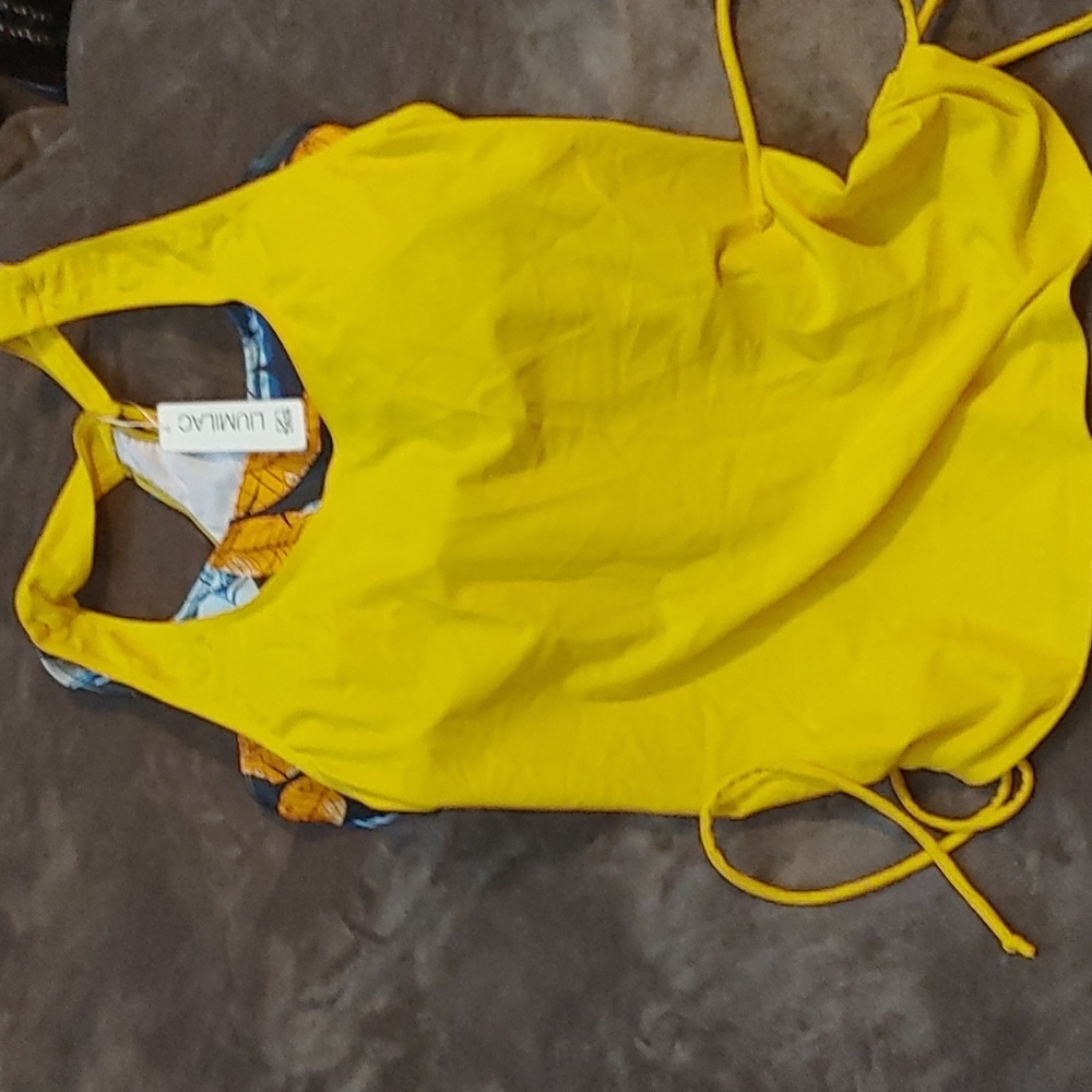 Liumilac Bathing Suit Top Sz Med